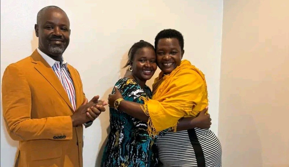 NUP’s Sarah Kiconco Dumps ‘People Power’ to Join the NRM Yellow Bus in Rwampara NUP’s Sarah Kiconco Dumps ‘People Power’ to Join the NRM Yellow Bus in Rwampara